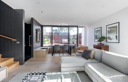 1/427 Tooronga Road, Hawthorn East, Vic 3123