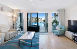 12/3 Lee Road, Runaway Bay, Qld 4216