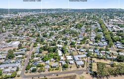 15  Whichello Street, Newtown, Qld 4350
