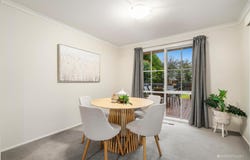 25 Tidcombe Crescent, Doncaster East, Vic 3109