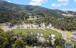 - Matteo Circle, Claremont, Tas 7011