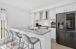 9 Haven Drive, Holmview, Qld 4207