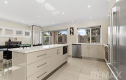 2/74 Stirling Boulevard, Tatton, NSW 2650