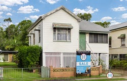 15 Second Avenue, Sandgate, Qld 4017