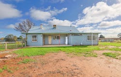 11 Johns Road, Red Cliffs, Vic 3496