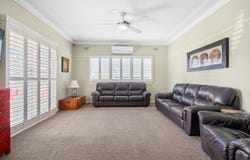 2 Dan Street, Merrylands, NSW 2160