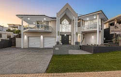 61 Castellon Crescent, Coogee, WA 6166