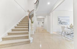 3 Bluegrass Close, Waterways, Vic 3195