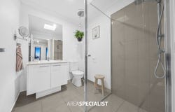30 Aintree Close, Clyde, Vic 3978