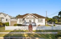 234 Flinders Parade, Sandgate, Qld 4017