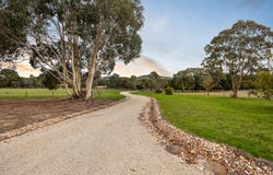 149 Yaamba Drive, Riddells Creek, Vic 3431