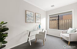 92  Fenway Boulevard, Clyde North, Vic 3978