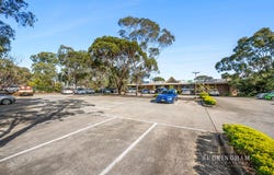 9/39 Grand Boulevard, Montmorency, Vic 3094