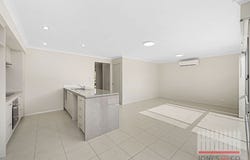 32 Nullarbor Avenue, Yanchep, WA 6035