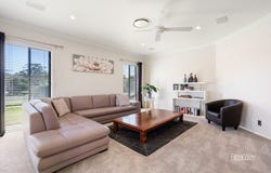 1 Cherry Close, Highfields, Qld 4352
