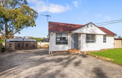 8 De Witt Place, Fairfield West, NSW 2165