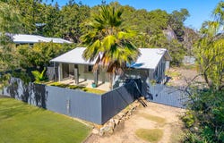17  Boulder Court, Nelly Bay, Qld 4819