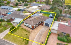 15 Witney Court, Darley, Vic 3340