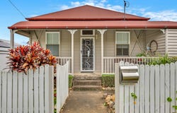 17 Omar Street, West Ipswich, Qld 4305