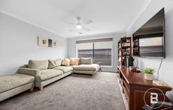 24 Arranmore Drive, Miners Rest, Vic 3352