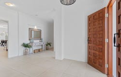 17 Yorston Place, Ormiston, Qld 4160