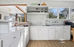 54 Surf Parade, Inverloch, Vic 3996