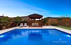 17 Harrison Court, Burnside Heights, Vic 3023
