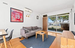 1/120 Charman Road, Mentone, Vic 3194