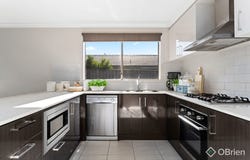 18 Cardex Road, Clyde North, Vic 3978