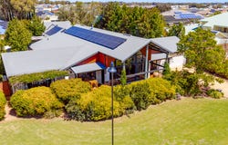 6 Nullewa Parkway, Lakelands, WA 6180