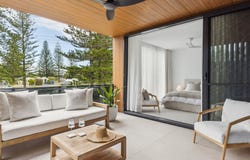 2/4 Harbour Street, Yamba, NSW 2464