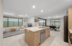 13 Leopard Street, Silverdale, NSW 2752