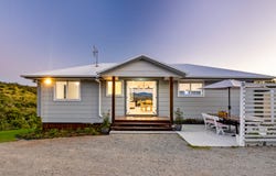 10 Highbury Lane, Chatsworth, Qld 4570