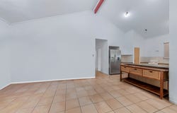 1/25 Manooka Drive, Cannonvale, Qld 4802