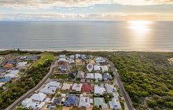 6 Hampton Street, Dalyellup, WA 6230