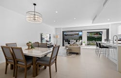 3/40 Via Roma, Isle Of Capri, Qld 4217