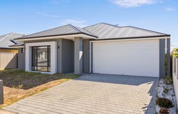 44 Lavinia Crescent, Secret Harbour, WA 6173