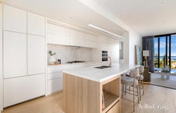 606/10 Koolkuna Lane, Hampton, Vic 3188