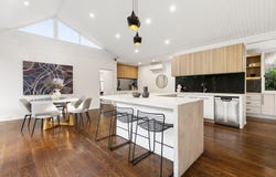 17 Mccallum Street, Brighton, Vic 3186