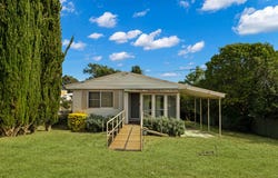 12 Gregory Street, Batemans Bay, NSW 2536
