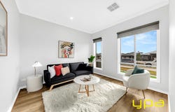 11 River Redgum Bvd, Donnybrook, Vic 3064