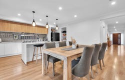 29 Revelstoke Crescent, Pakenham, Vic 3810
