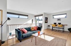 1/250 Pascoe Vale Road, Essendon, Vic 3040