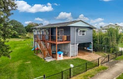 34 Walters St, Lowood, Qld 4311
