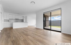 4 Hoynes Circuit, Blayney, NSW 2799