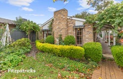 17 Merinda Crescent, Kooringal, NSW 2650