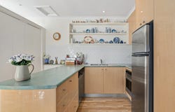 2/23 Nepean Avenue, Hampton East, Vic 3188