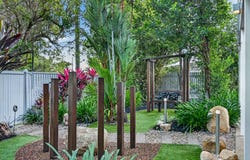 27 Lindsay Street, Rosslea, Qld 4812