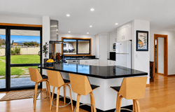 4 Ocean Vista Drive, St Helens, Tas 7216