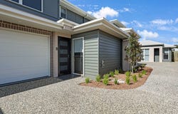 16 Heather Street, Kearneys Spring, Qld 4350